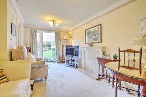 Living Room- click for photo gallery